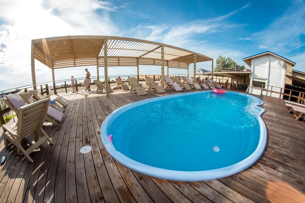 Prichal 80 Hotel Zatoka Kültér fotó