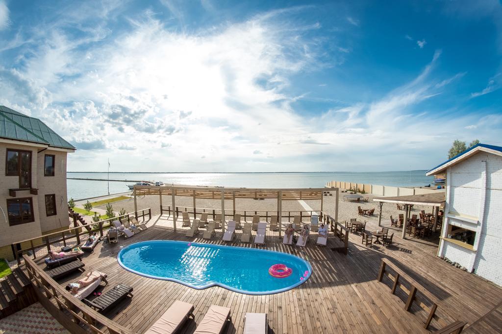 Prichal 80 Hotel Zatoka Kültér fotó